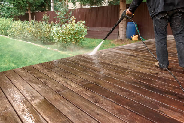 Best Playground Equipment Cleaning  in Hallandale Beach, FL